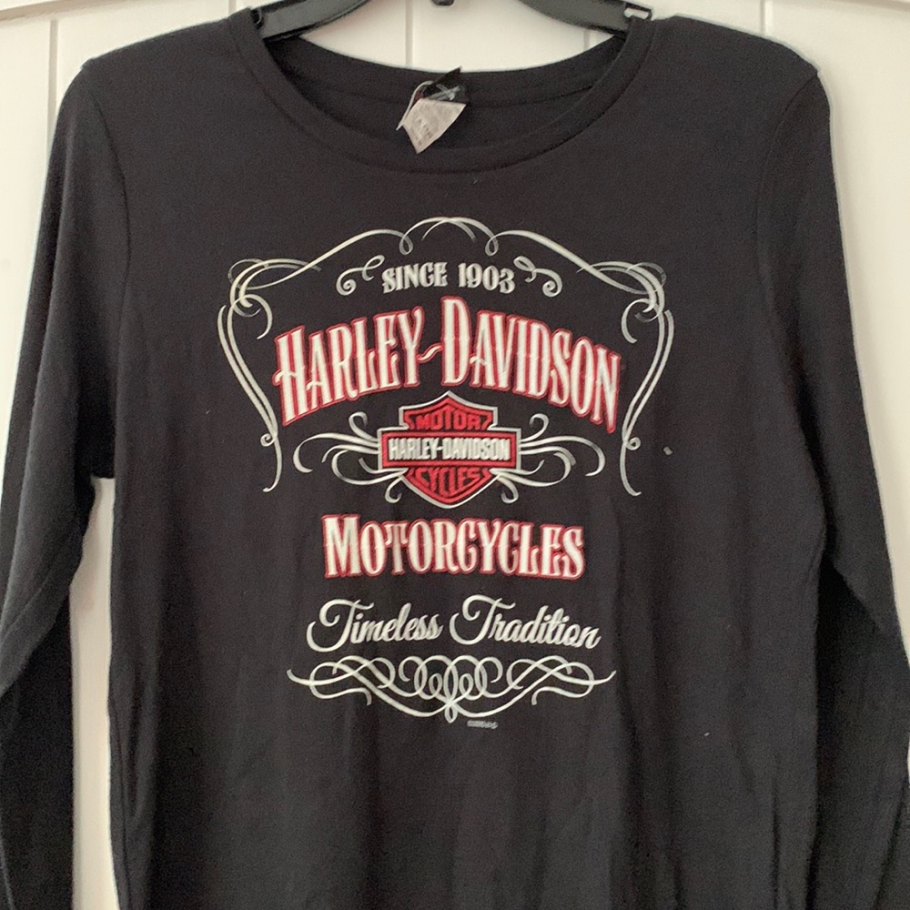 Ladies long sleeve Harley Davidson t shirt size M